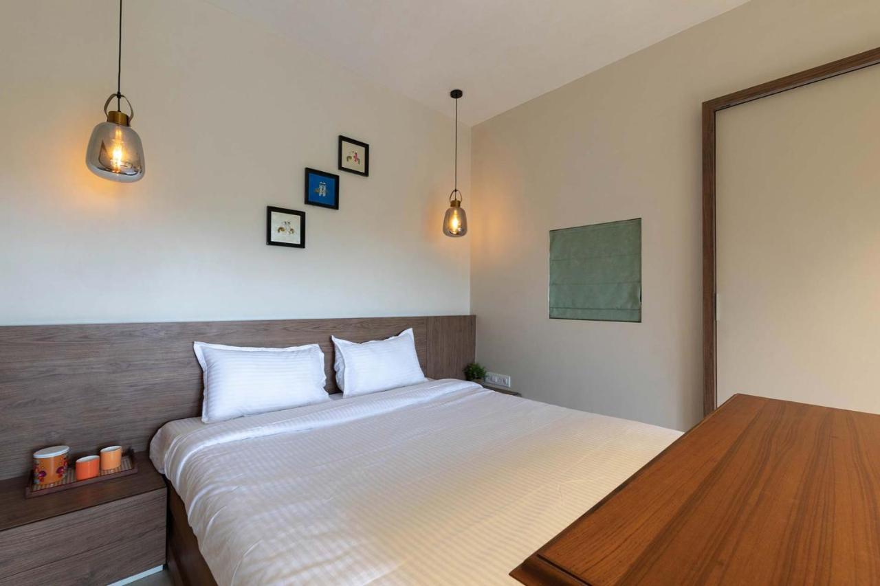 Villa Foresta By Stayvista With Modern Decor, Swimming Pool & Expansive Lawn For A Perfect Escape Lonavla Zewnętrze zdjęcie