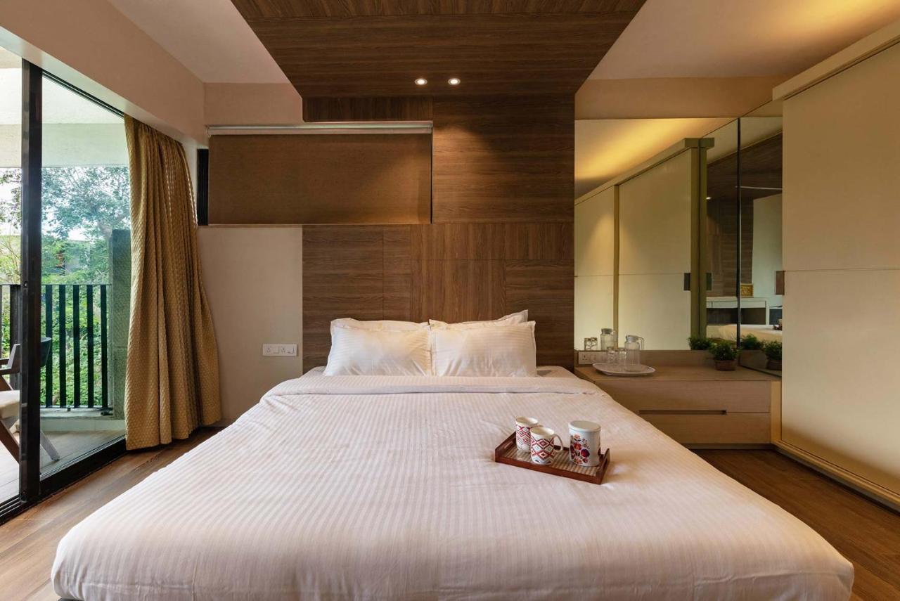 Villa Foresta By Stayvista With Modern Decor, Swimming Pool & Expansive Lawn For A Perfect Escape Lonavla Zewnętrze zdjęcie