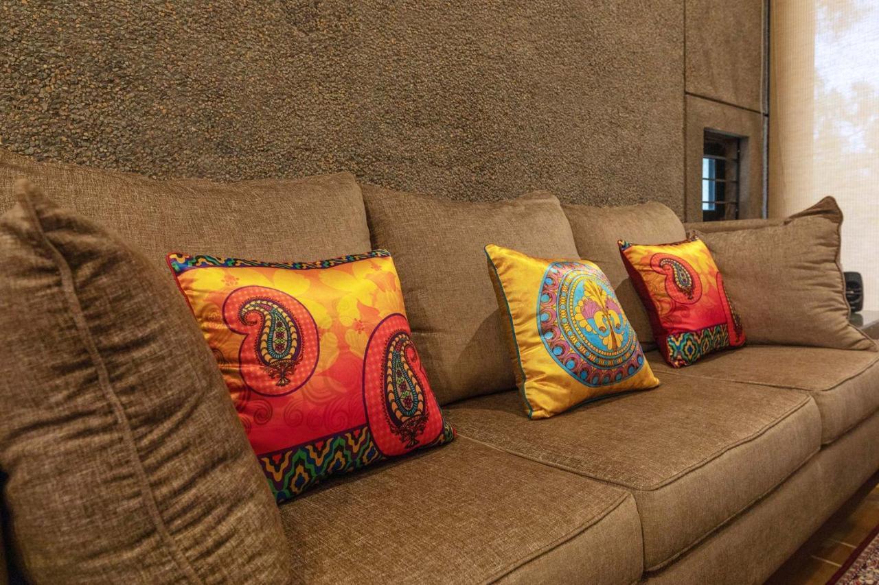 Villa Foresta By Stayvista With Modern Decor, Swimming Pool & Expansive Lawn For A Perfect Escape Lonavla Zewnętrze zdjęcie
